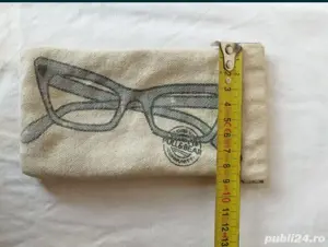 Etui toc de ochelari