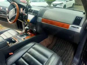 Ocazie V10 Touareg 5.0Tdi - imagine 6 Ocazie V10 Touareg 5.0Tdi - imagine 6