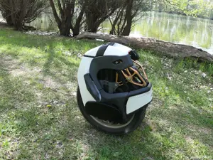 Vand monociclu electric King Song 18