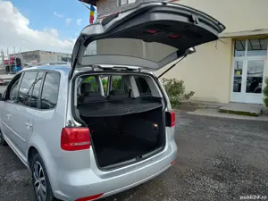 Vand VW Touran 1.6 TDI an 2012 - imagine 6