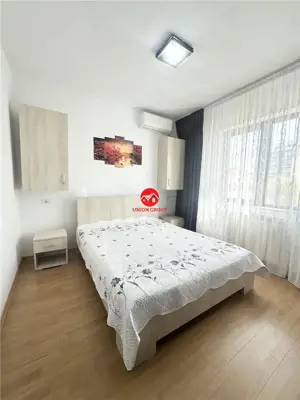 Afacere la Cheie in Mamaia Nord: Pensiune de Vanzare cu 18 Camere - imagine 8