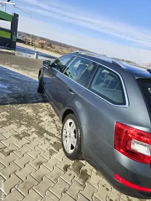 Skoda Octavia Combi 2015 1.6 TDI 110CP DSG - imagine 3