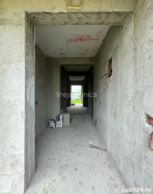 Vand casa moderna la gri - spatiu generos, materiale premium - imagine 8