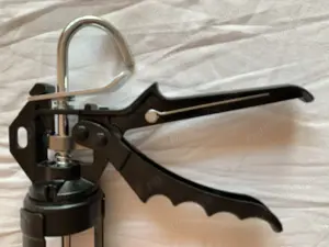 Pistol profesional pentru aplicare silicon - imagine 2