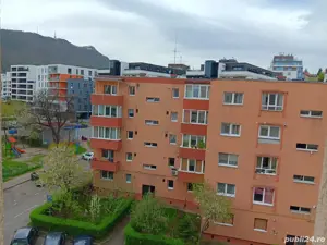 Apartament 3 camere.