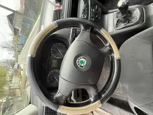 Vând Skoda Octavia 1.6  - imagine 2