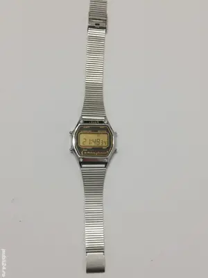 Vand ceas de mana cu melodii