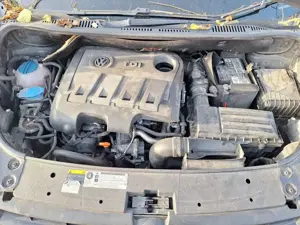 Dezmembrez Volkswagen Touran 2013 MONOVOLUM 1.6 TDI - imagine 8