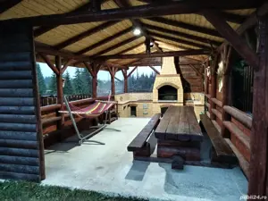 Cabana cu jacuzzi la munte - imagine 3