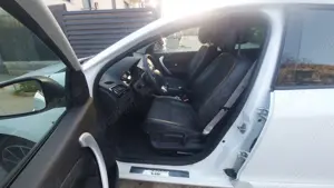 Renault Megane Bose 2012 1.5 dci 110 cp Navigatie Camera Carlig remorcare Scaune încălzite Euro 5 - imagine 8