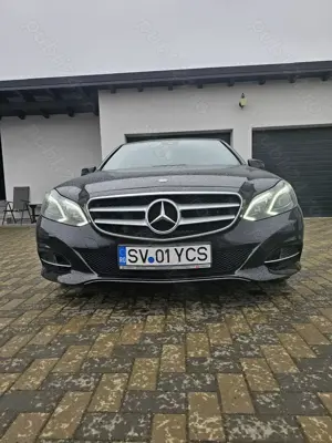 Mercedes-Benz  E 220