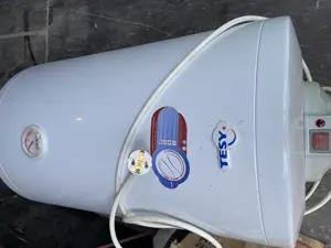 vand boiler electriv Tesy 80l