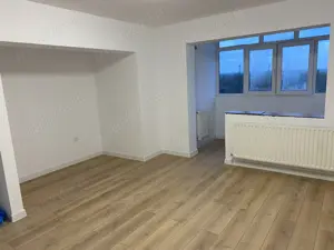 Vand apartament 3 camere , decomandat in Tecuci - imagine 5