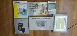 Lot 5 statii meteo noi si defecte sau fara senzor + un ceas proiectie laser