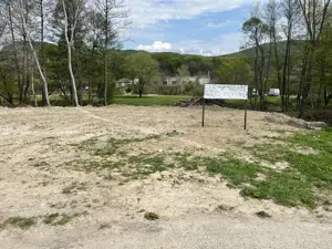 Teren de vanzare 758mp intravilan  cu acces la toate utilitatile - imagine 2