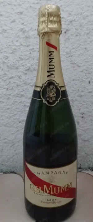 Sampanie G.H. Mumm Cordon Rouge
