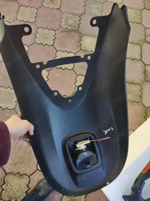 Vând aripă spate pentru Harley Davidson  - imagine 6