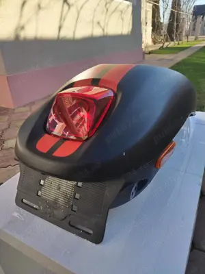 Vând aripă spate pentru Harley Davidson  - imagine 2