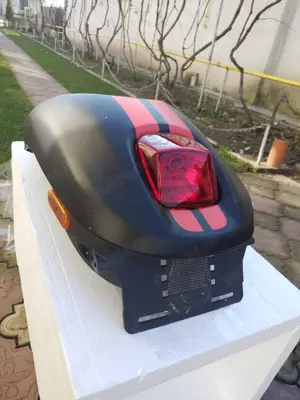 Vând aripă spate pentru Harley Davidson  - imagine 3