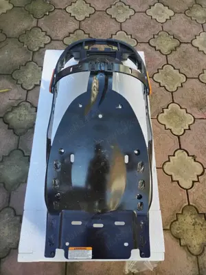 Vând aripă spate pentru Harley Davidson  - imagine 9