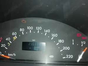 De  Vanzare Mercedes Vaneo 1, 6  benzina  manuala in stare buna de functionare - imagine 5