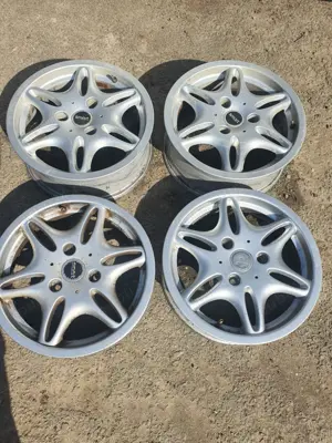 Vând set 4 jante aliaj pentru Smart Fortwo. Preț 400 lei.