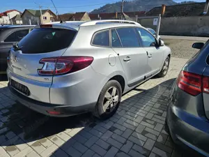 Renault megane 2011 150.500 km - imagine 8 Renault megane 2011 150.500 km - imagine 8