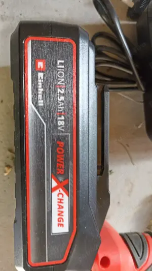 Vând infiletantaă Einhell  cu acumulator și încărcător  - imagine 2