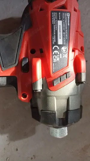 Vând infiletantaă Einhell  cu acumulator și încărcător 