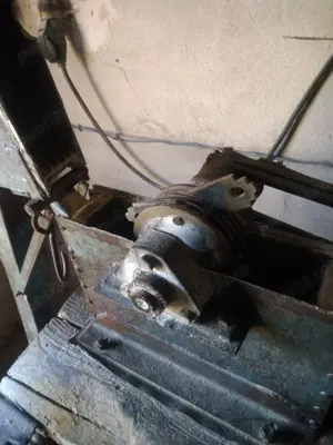 Moara cu ciocane ,cu motor trifazic în perfectă stare de functionare - imagine 3