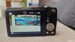 Aparat Foto Samsung Cu Data si Ora pe poze - imagine 3