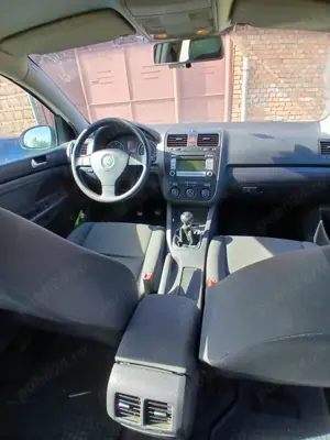 Vând Volkswagen golf 5 - imagine 3