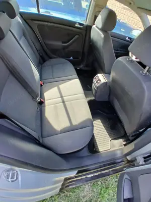 Vând Volkswagen golf 5 - imagine 5