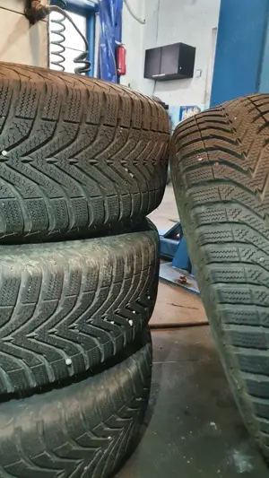 vand 4 jante tabla cu anvelope Vredestain iarna 4x0717 4x6,5 nissan micra 185/65/15