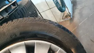 vand 4 jante tabla cu anvelope Vredestain iarna 4x0717 4x6,5 nissan micra 185/65/15 - imagine 5