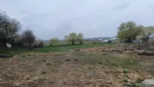 Teren intravilan de vinzare - imagine 2