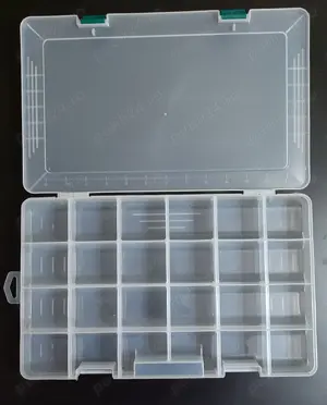 Cutie Pescuit Compartimentata din Plastic