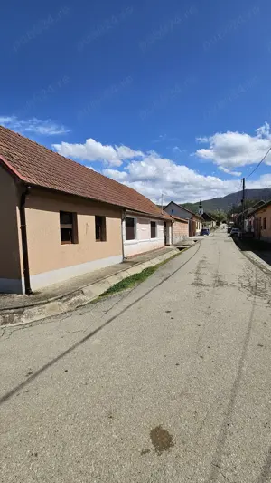Vând Casă parțial renovată  - imagine 3