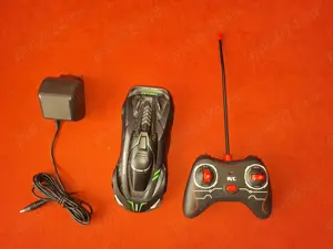 Masinuta cu acumulator si telecomanda + incarcator pentru acumulatori - imagine 3