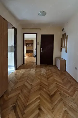 Apartament de închiriat în Arad, zona Alfa, cu 2 camere, decomandat, bucătărie spațioasă - imagine 4
