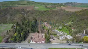 Oportunitate! Teren intravilan, 25.098mp, fostul Complex Turistic Baile Baita - imagine 4