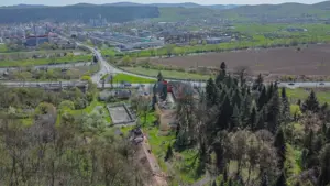 Oportunitate! Teren intravilan, 25.098mp, fostul Complex Turistic Baile Baita - imagine 7