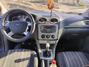   dezmembrez ford focus mk2 2009 motorina,turbina injectoare jante magnetiu ,calculator - imagine 2