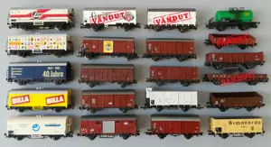 Vagoane de marfa trenulet electric H0 Roco