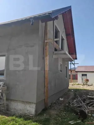 Casă de vânzare Tărlungeni – 5 camere, teren, garaj, intabulată - imagine 2