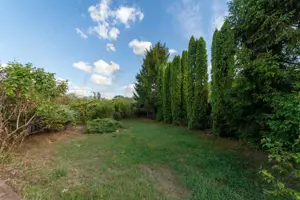 Vila spațioasă + teren 1500 mp, Bascov- Județ Arges  - imagine 19