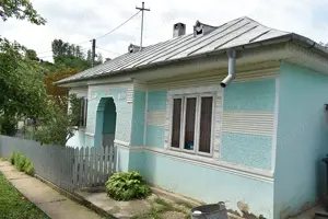 Casă în Conțești, com. Sascut, Jud. Bacău, 1050 mp