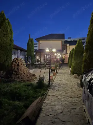 Vilă P+1,absolut deosebită, 210mp construiti(p+e),2008 anul construcitiei,caramida Porotherm. - imagine 12