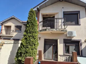 Vilă P+1,absolut deosebită, 210mp construiti(p+e),2008 anul construcitiei,caramida Porotherm. - imagine 13