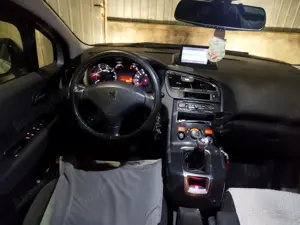 Peugeot 5008 din 2010